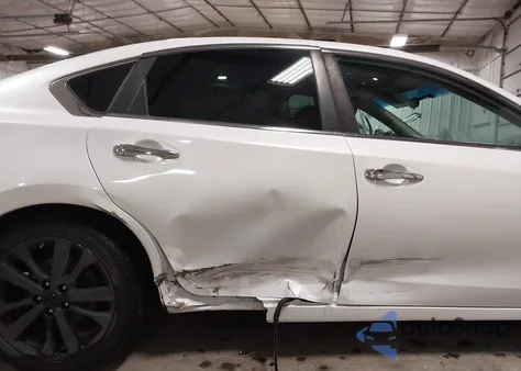 2016 Nissan Altima 2.5 Sr z USA, uszkodzony, nr VIN 1N4AL3AP9GC138367